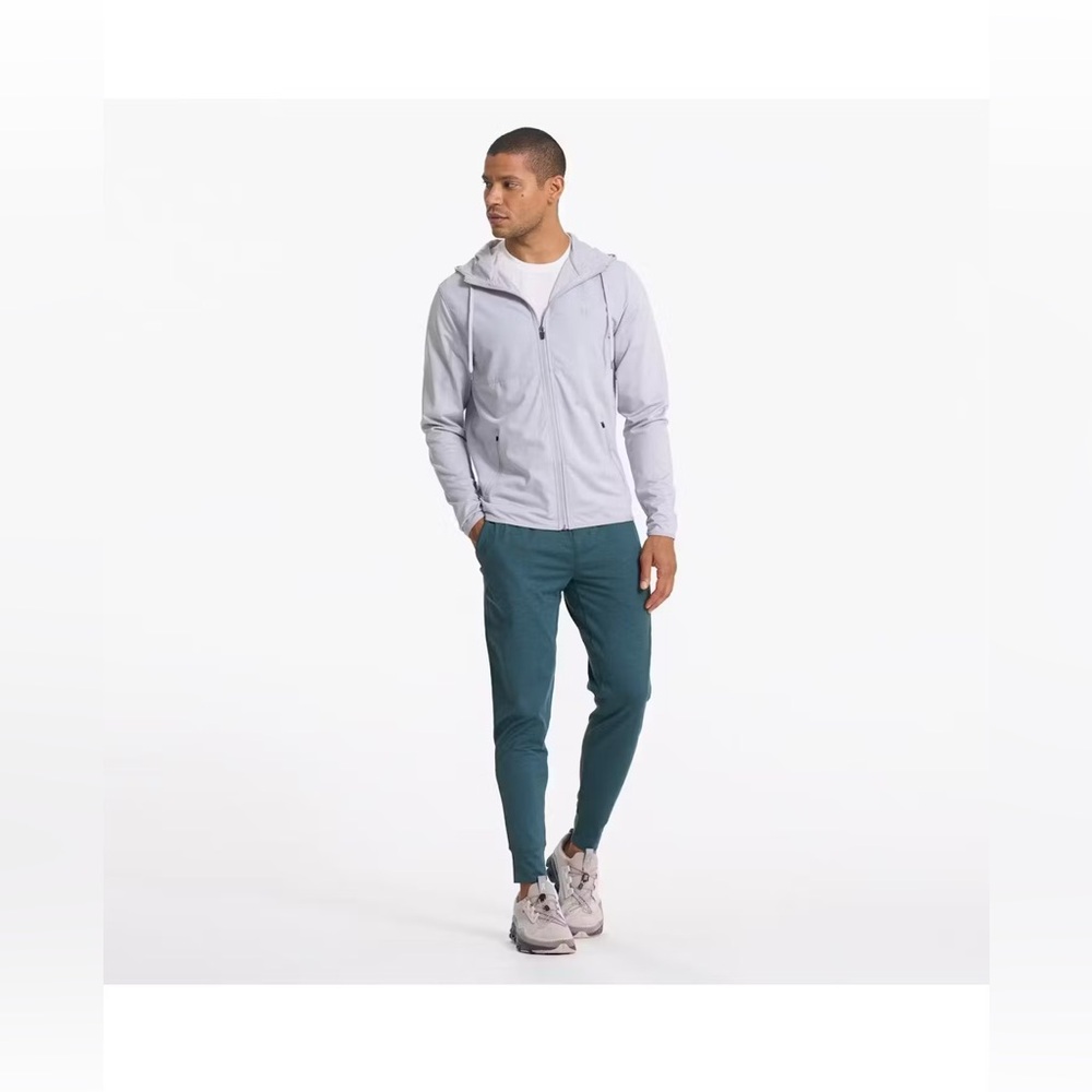 Vuori Sunday Performance Jogger (NWT)